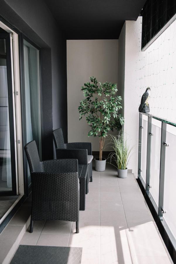 Bulgarska 60m2-3 Pokoje-piekny Widok-13 Pietro 24h Check In Apartment