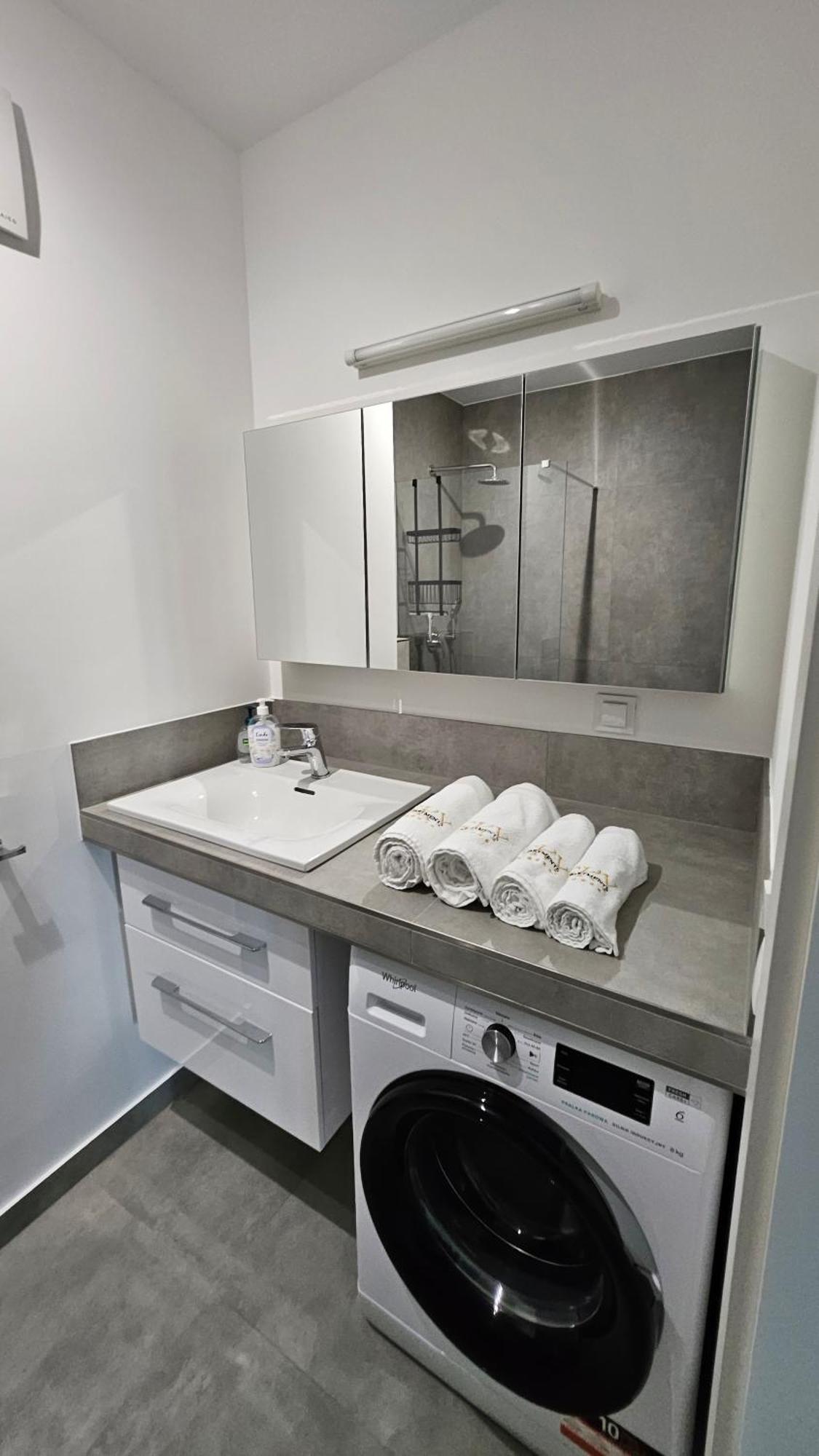 Bulgarska 60m2-3 Pokoje-piekny Widok-13 Pietro 24h Check In Poznan